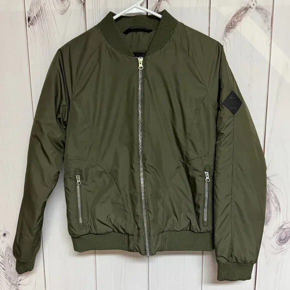 The North Face Women’s Insulated Bomber Jacket Medium Olive Green EUC